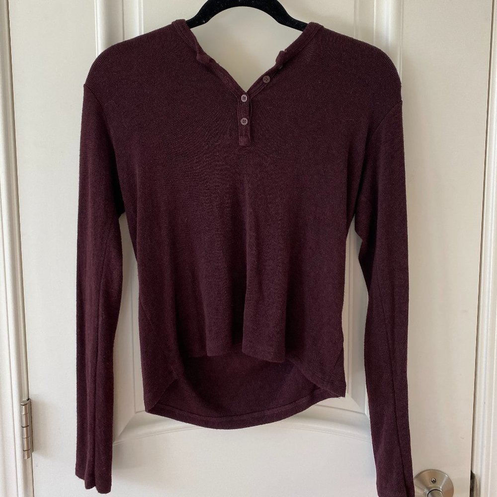 Brandy Melville sweater